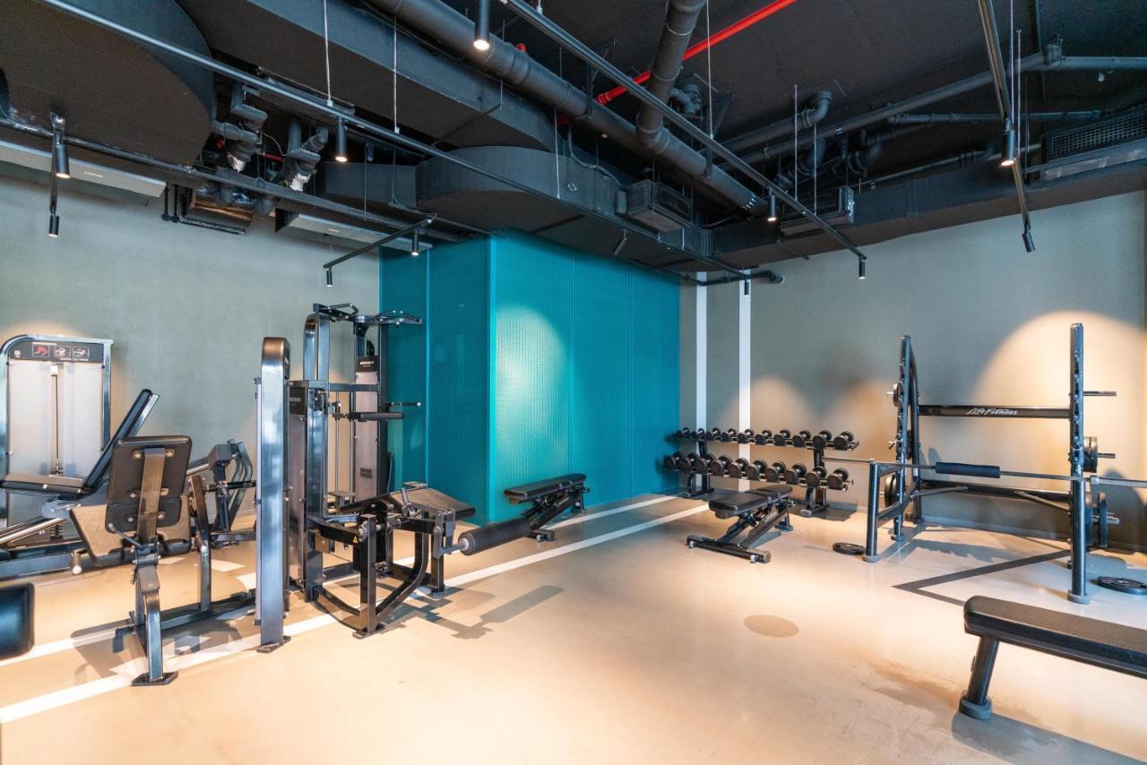 Marquise Square Studio For 4 Guests Pool Gym By Globalstay Dubai Ngoại thất bức ảnh